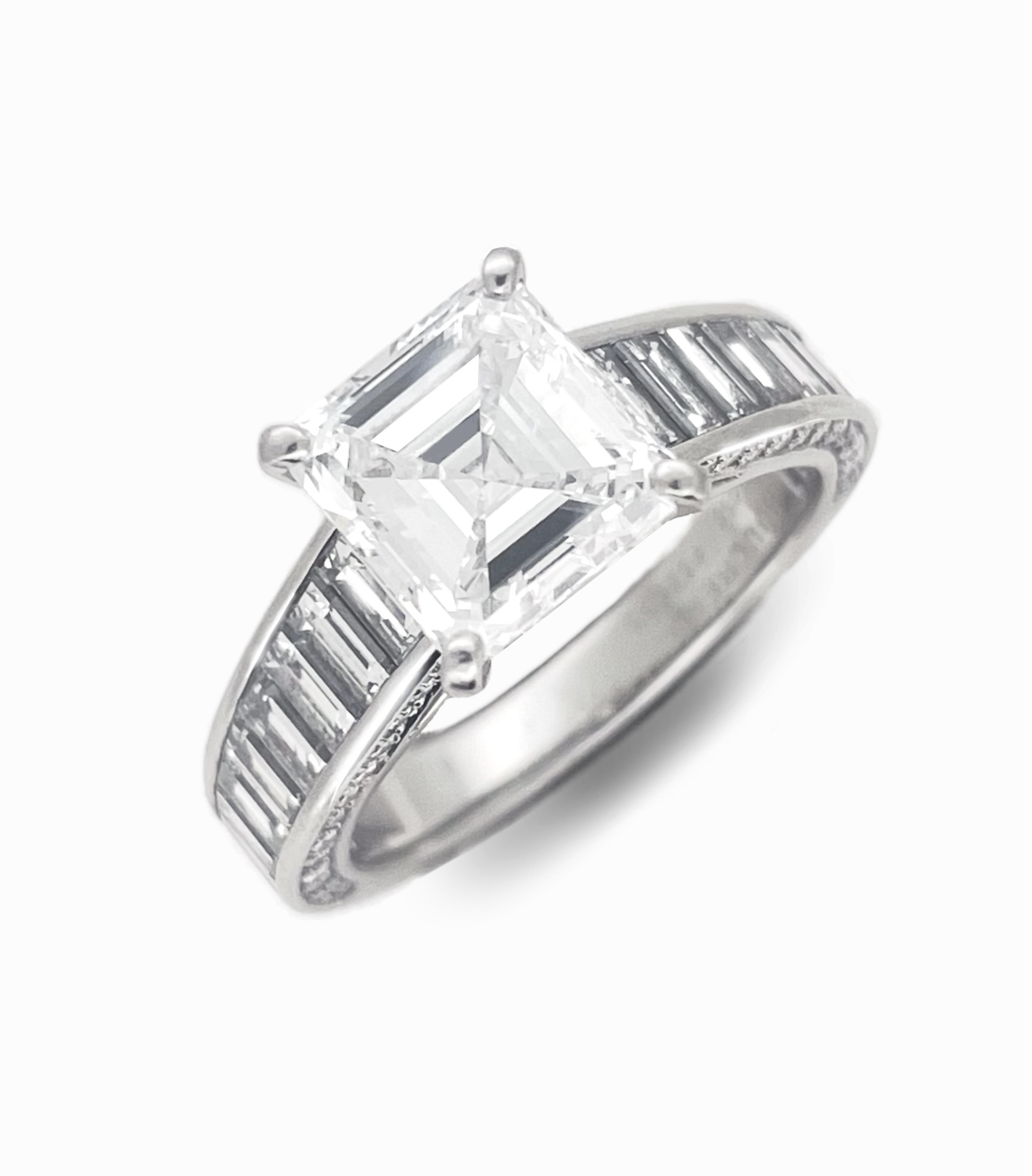 Boucheron, an impressive diamond ring, France, circa 2006